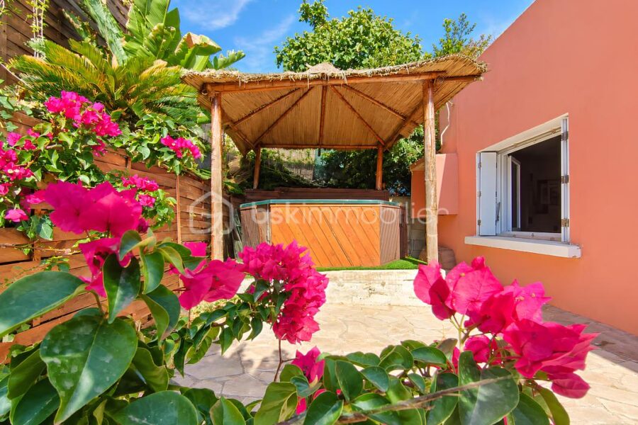 Maison à vendre à La seyne sur mer — Vue mer — photo 23