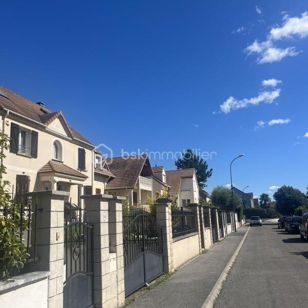 Maison à vendre à Argenteuil — Vue sur la ville — photo 24