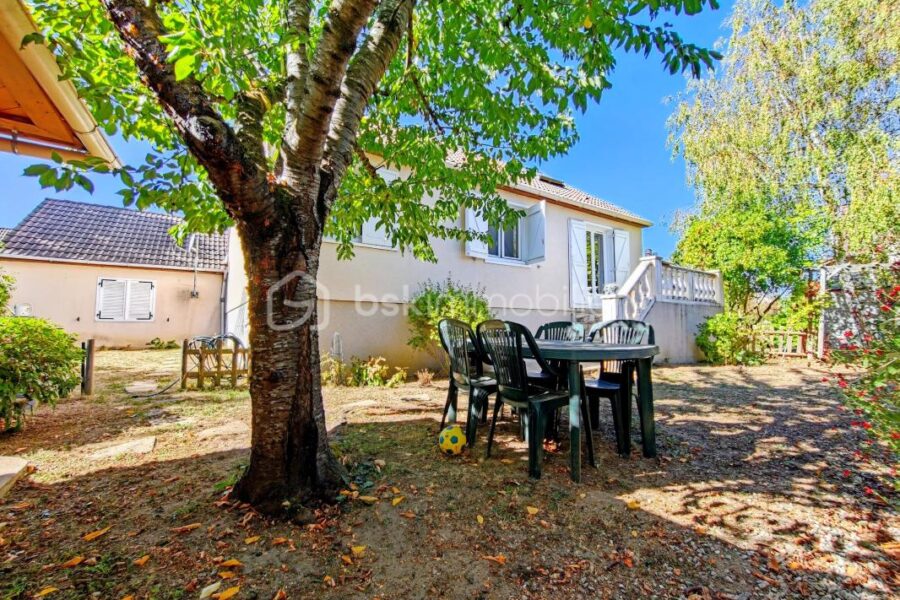 Maison à vendre à Epone — Vue parc & jardin — photo 24