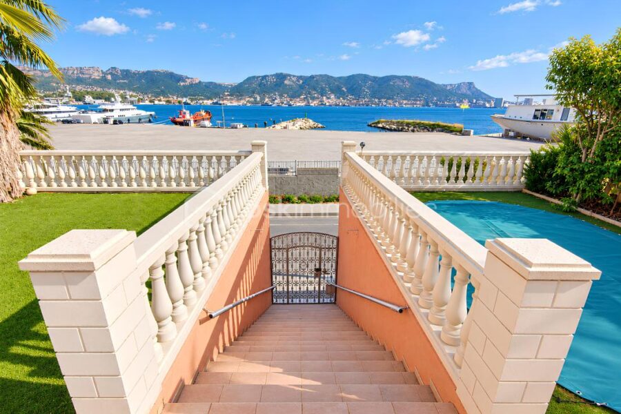 Maison à vendre à La seyne sur mer — Vue mer — photo 25