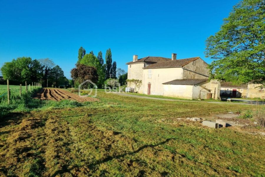Maison à vendre à Chail — Vue nature — photo 25