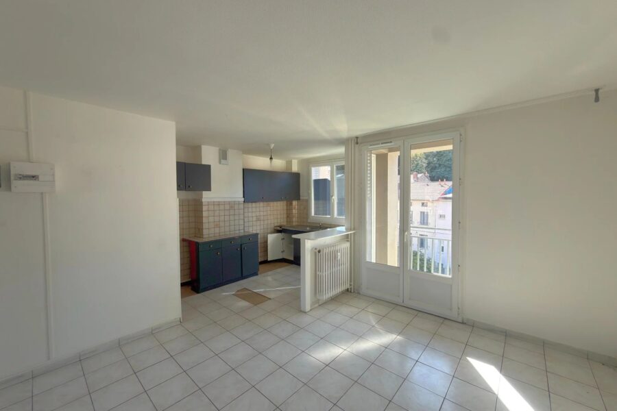 Appartement à vendre à Saint-Étienne — Vue sur la ville — photo 3
