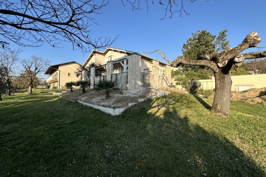 Maison à vendre à Saint-clair-du-rhÔne — Vue dégagée — photo 3
