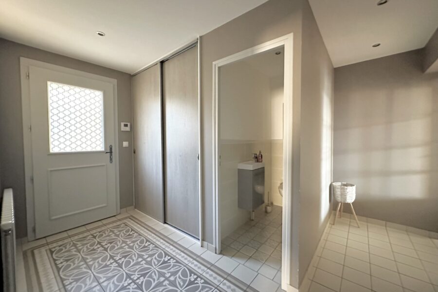 Maison à vendre à Saint-clair-du-rhÔne — Vue dégagée — photo 7