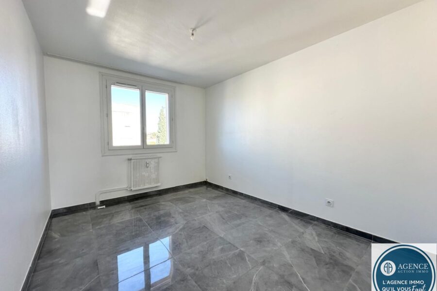 Appartement à vendre à Saint rambert d&rsquo;albon — Vue sur la ville — photo 12