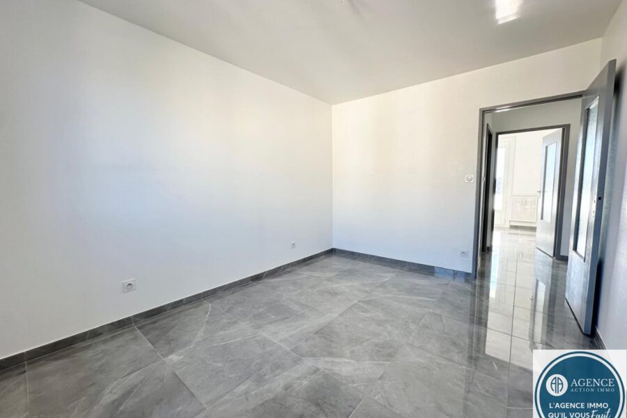 Appartement à vendre à Saint rambert d&rsquo;albon — Vue sur la ville — photo 13