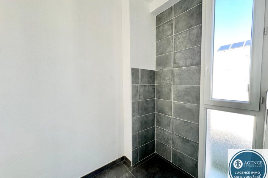 Appartement à vendre à Saint rambert d&rsquo;albon — Vue sur la ville — photo 16