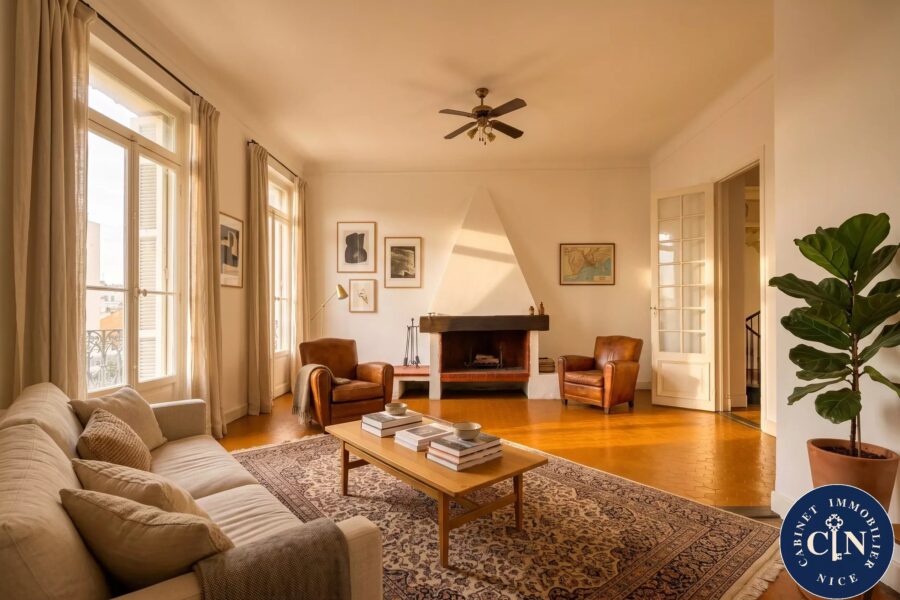 Appartement à vendre à Nice — Vue sur la ville — photo 3