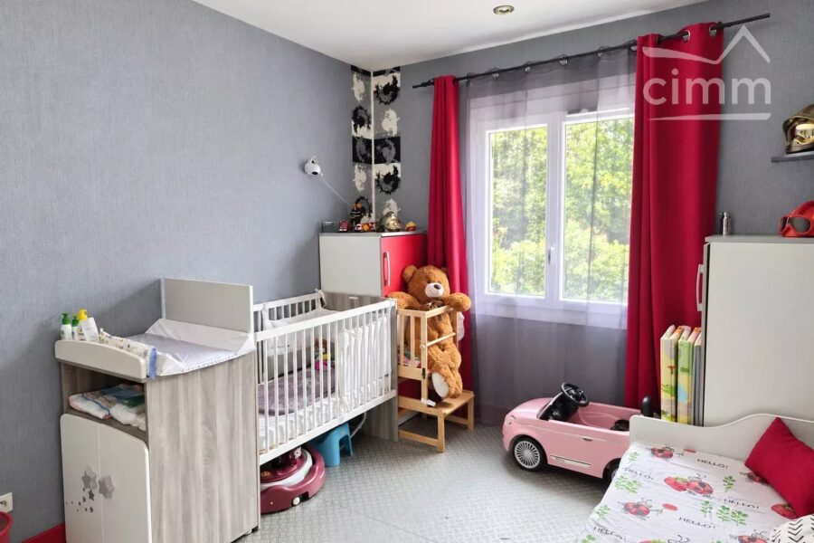 Maison à vendre à Montguyon — Vue parc & jardin — photo 8