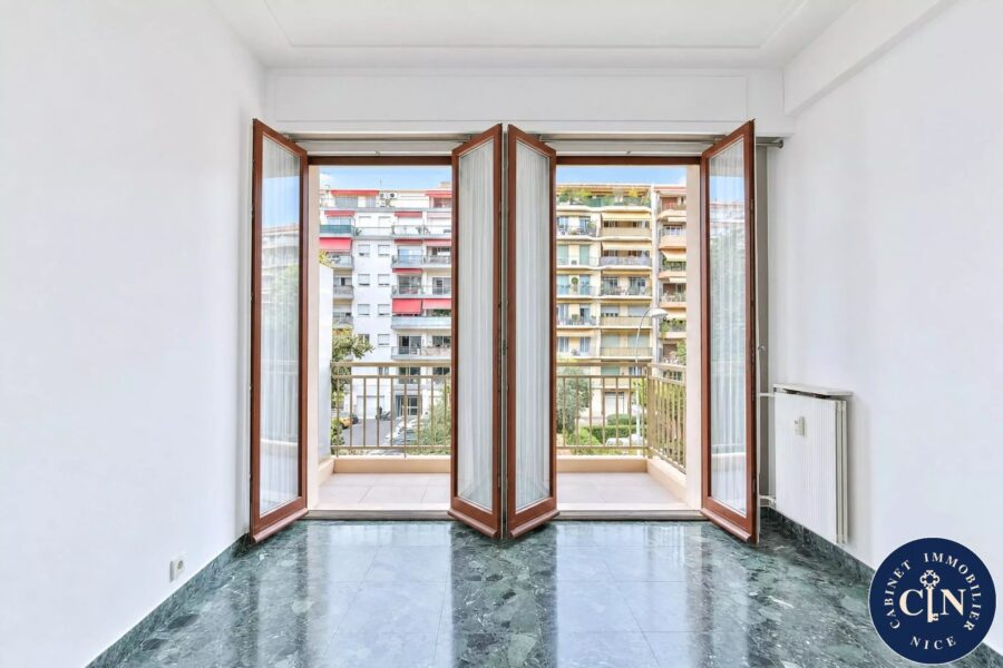 Appartement à vendre à Nice — Vue sur la ville — photo 7