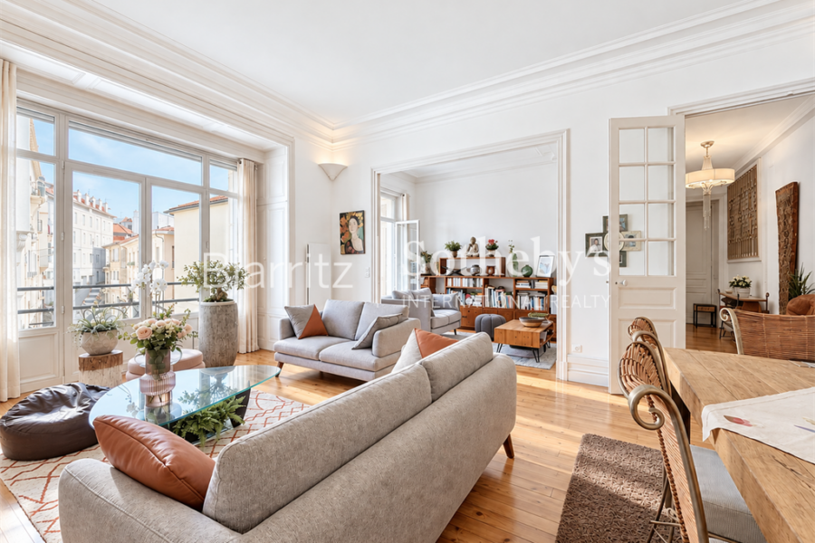 Appartement à vendre à Biarritz — Vue sur la ville — photo 2