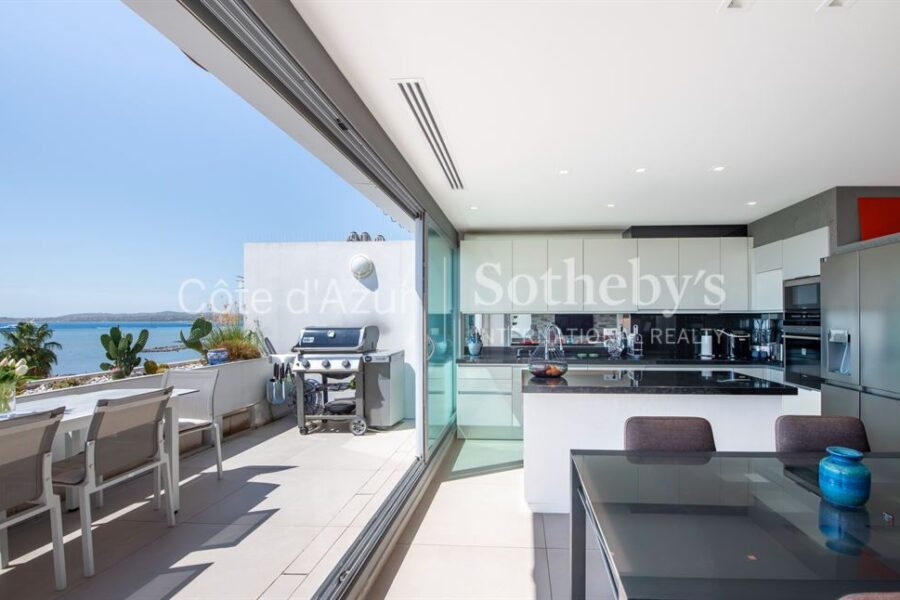 Appartement à vendre à St laurent du var — Vue mer — photo 4