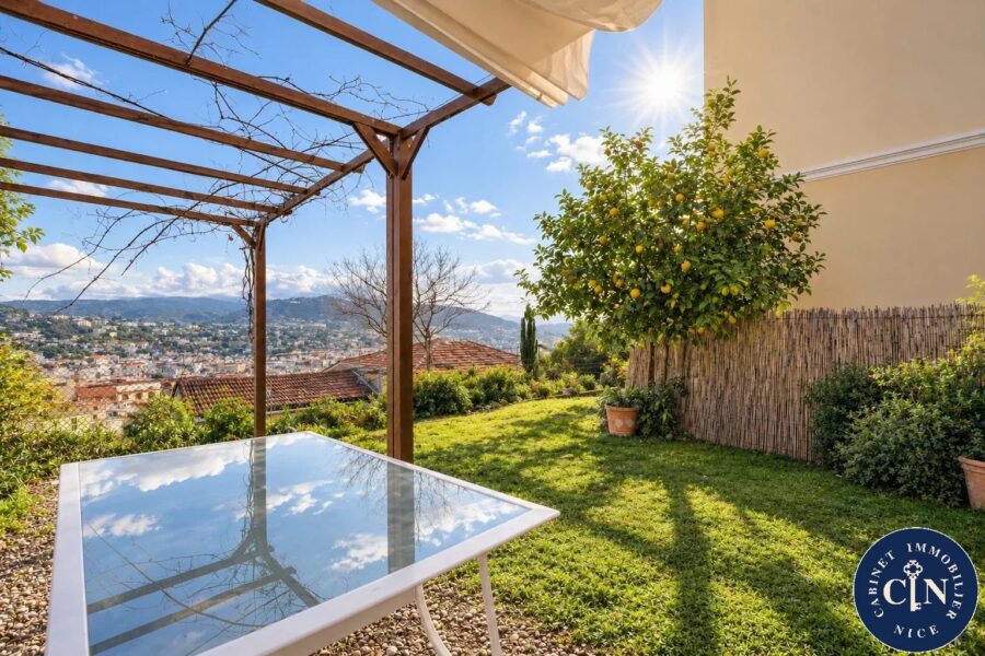 Appartement à vendre à Nice — Vue sur la ville — photo 9