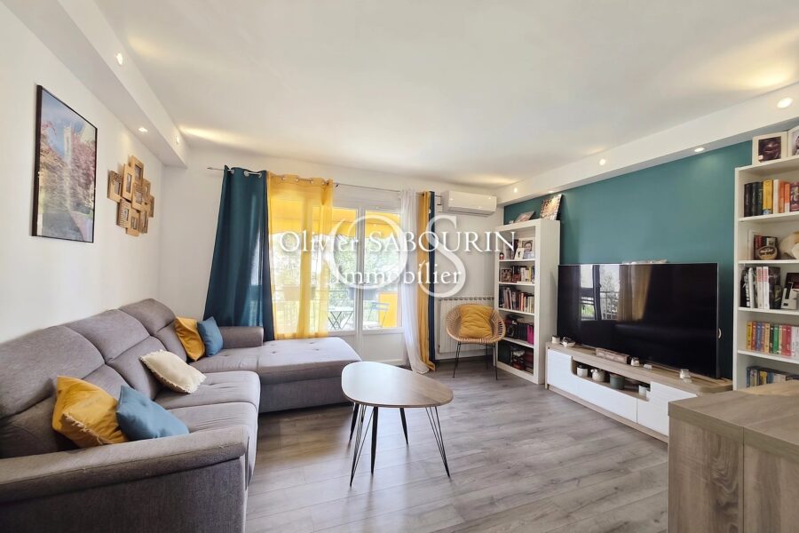 Appartement à vendre à Saint-raphaël — Vue parc & jardin — photo 2