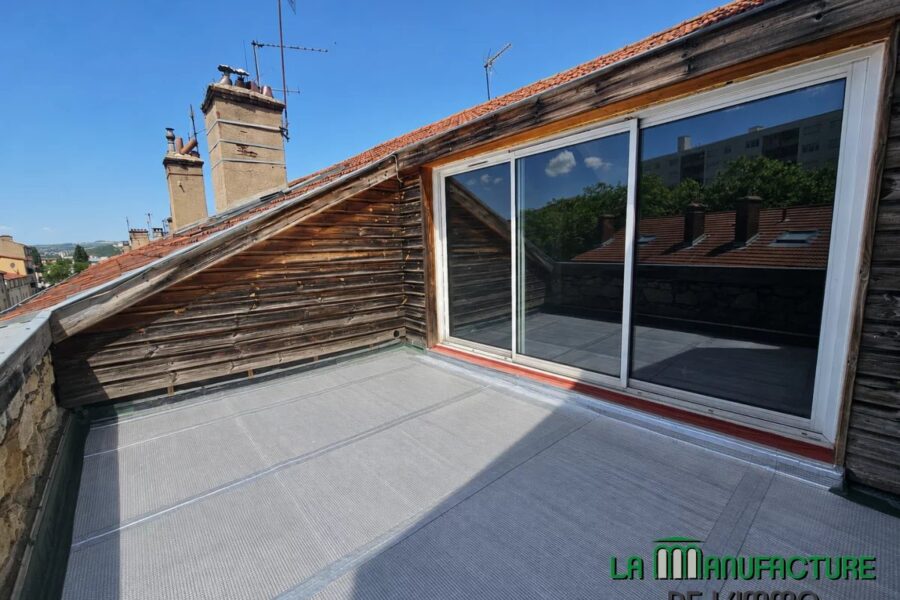 Appartement à vendre à Saint-Étienne — Vue sur la ville — photo 3