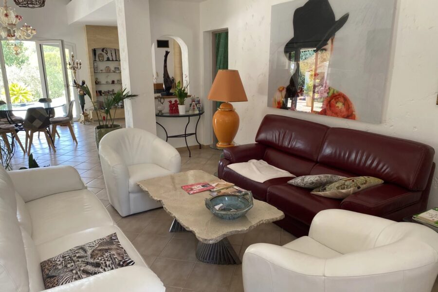Maison à vendre à Flayosc — Vue parc & jardin — photo 8