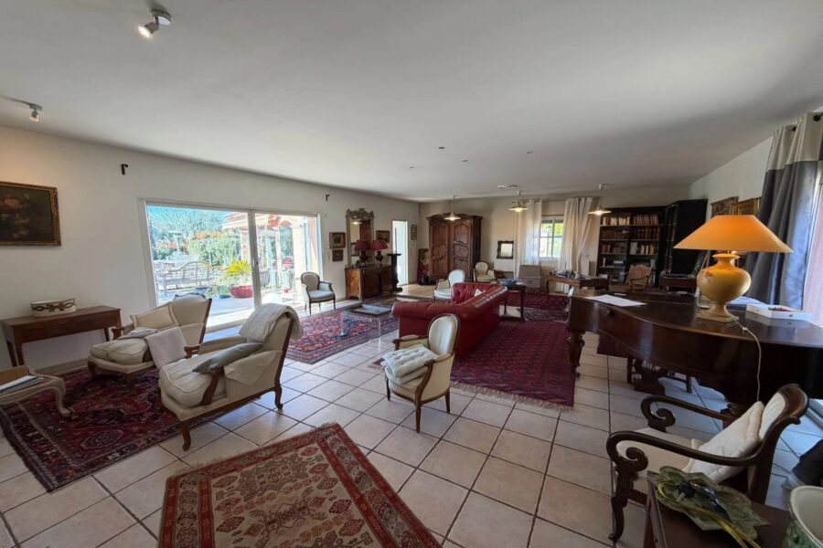 Maison à vendre à Cotignac — Vue montagne — photo 4