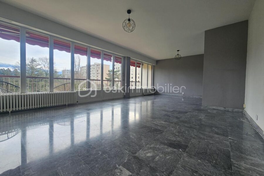 Appartement à vendre à Echirolles — Vue parc & jardin — photo 3