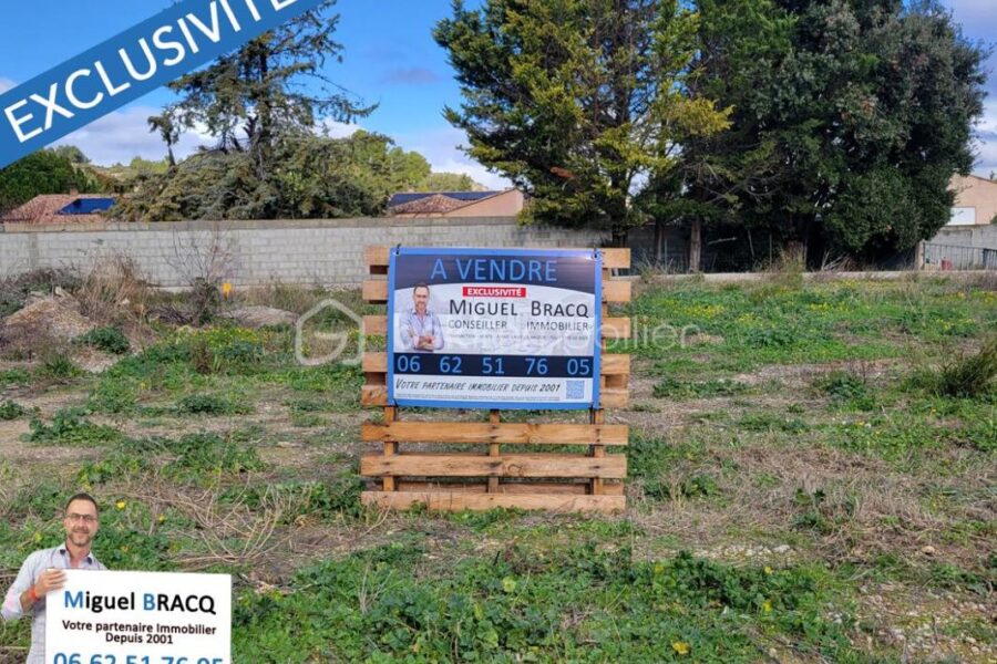 Terrain à vendre à Lespignan — Vue dégagée — photo 3