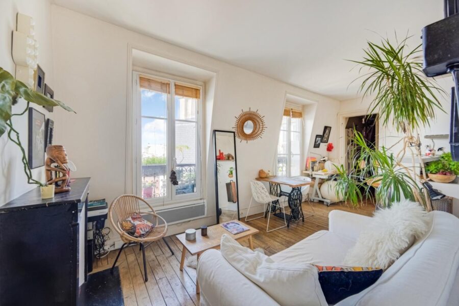 Appartement à vendre à Paris — Vue sur la ville — photo 4
