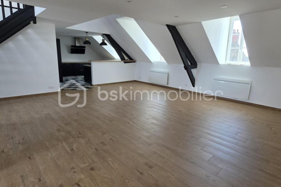 Appartement à vendre à Fougeres — Vue sur la ville — photo 4