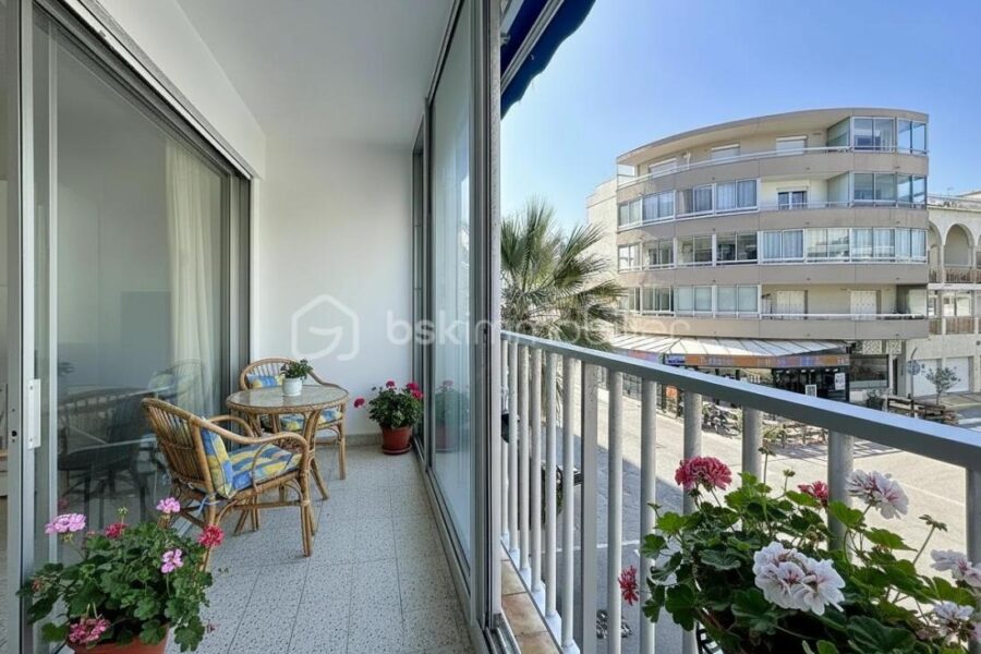 Appartement à vendre à Palavas les flots — Vue mer — photo 1
