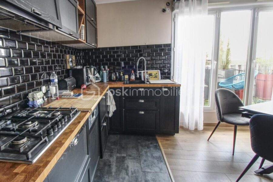 Appartement à vendre à Guyancourt — Vue parc & jardin — photo 4