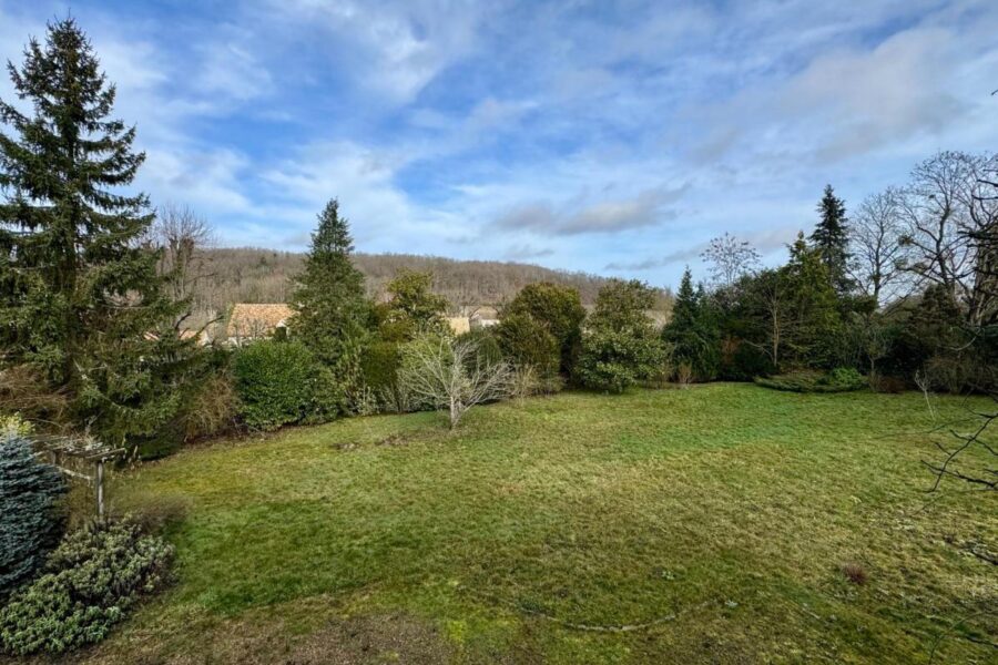 Terrain à vendre à Saint remy l honore — Vue nature — photo 1