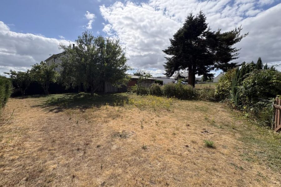 Terrain à vendre à Saint sulpice la foret — Vue dégagée — photo 3