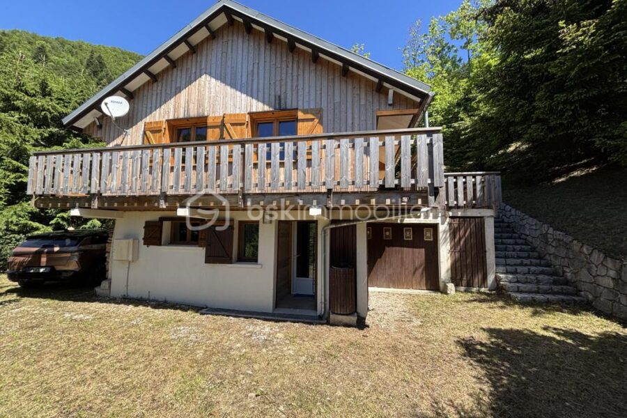 Maison à vendre à Aillon le jeune — Vue montagne — photo 4
