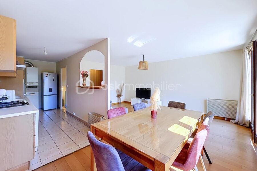 Appartement à vendre à Crolles — Vue montagne — photo 4