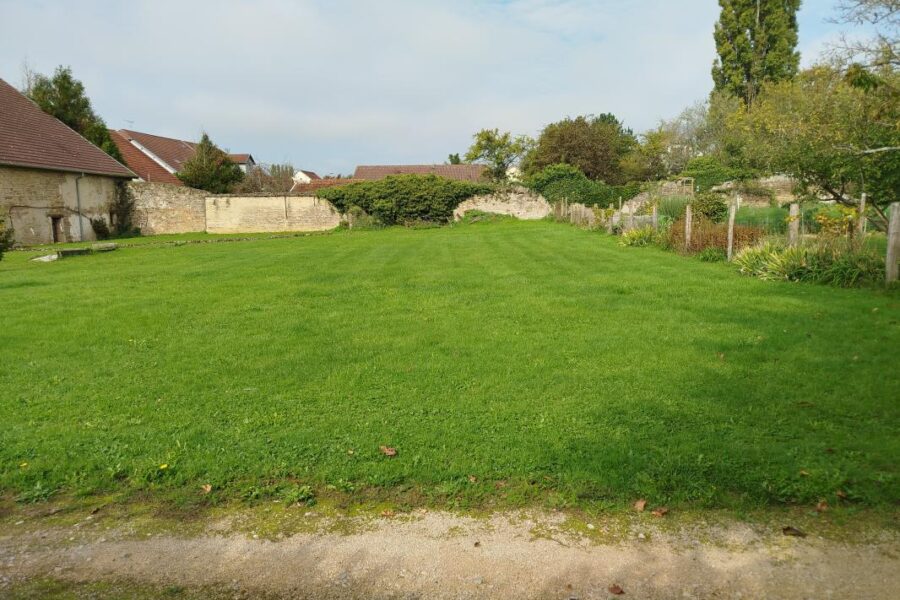 Terrain à vendre à Pusey — Vue dégagée — photo 3