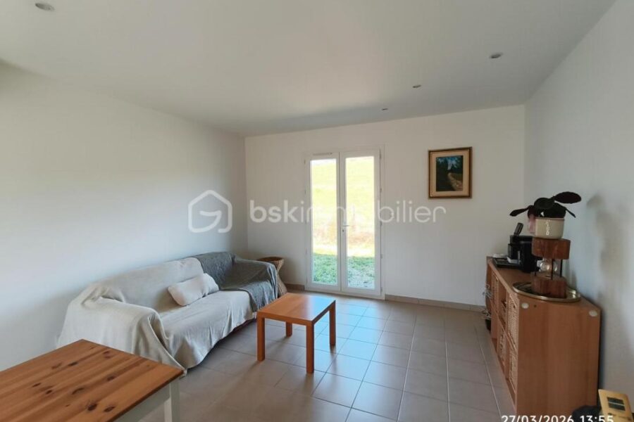Maison à vendre à Saint pons de thomieres — Vue montagne — photo 3