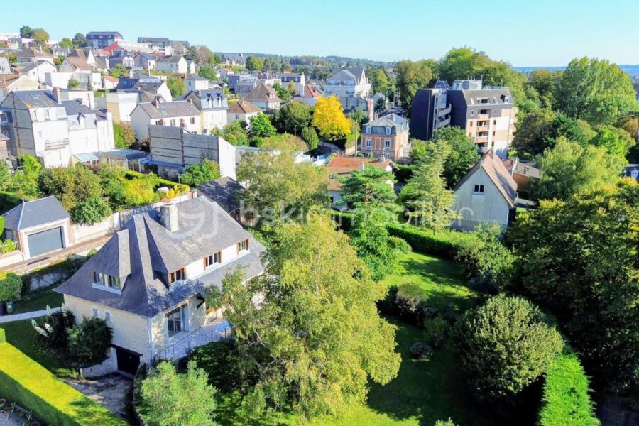 Maison à vendre à Trouville sur mer — Vue sur la ville — photo 30