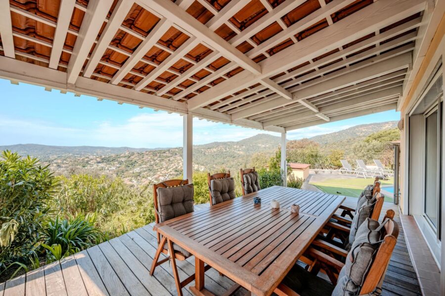 Maison à vendre à Le lavandou — Vue montagne — photo 9