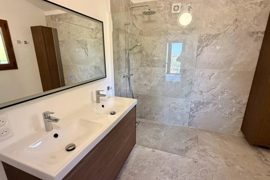 Maison à vendre à Seillans — Vue montagne — photo 22
