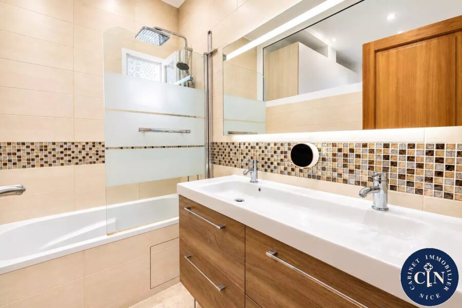 Appartement à vendre à Nice — Vue parc & jardin — photo 8
