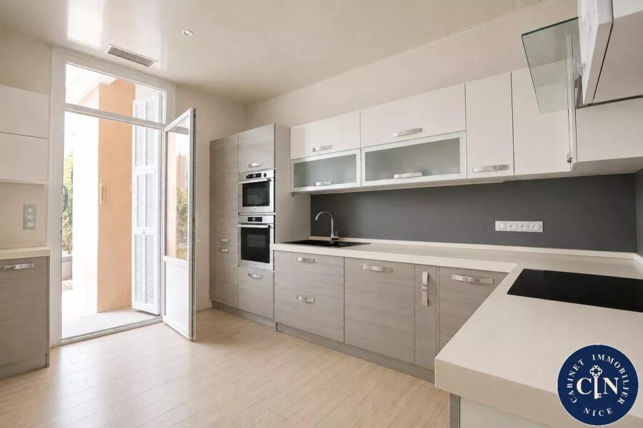 Appartement à vendre à Nice — Vue montagne — photo 4