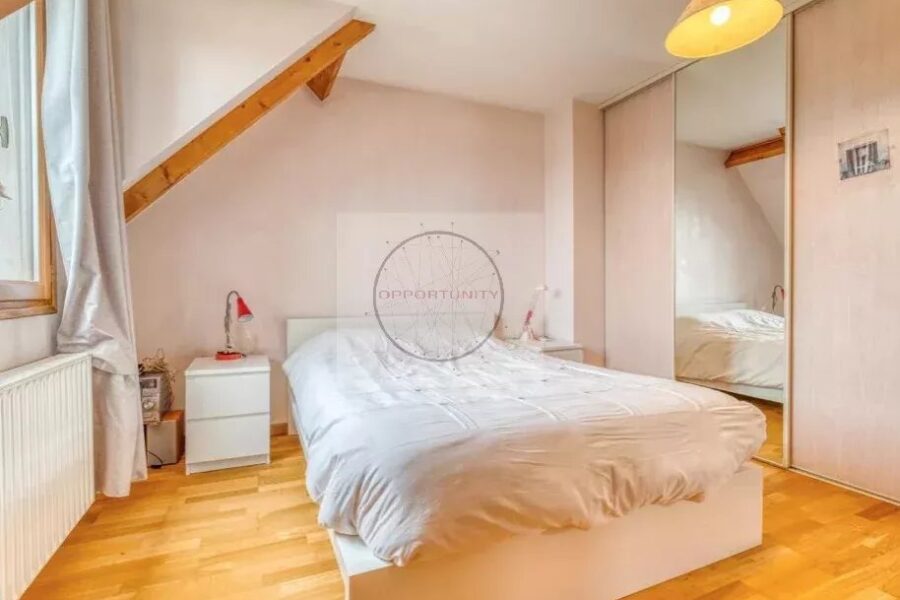 Maison à vendre à Houilles — Vue parc & jardin — photo 8