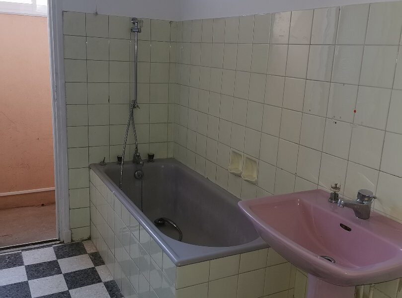 Appartement à vendre à Beziers — Vue sur la ville — photo 6