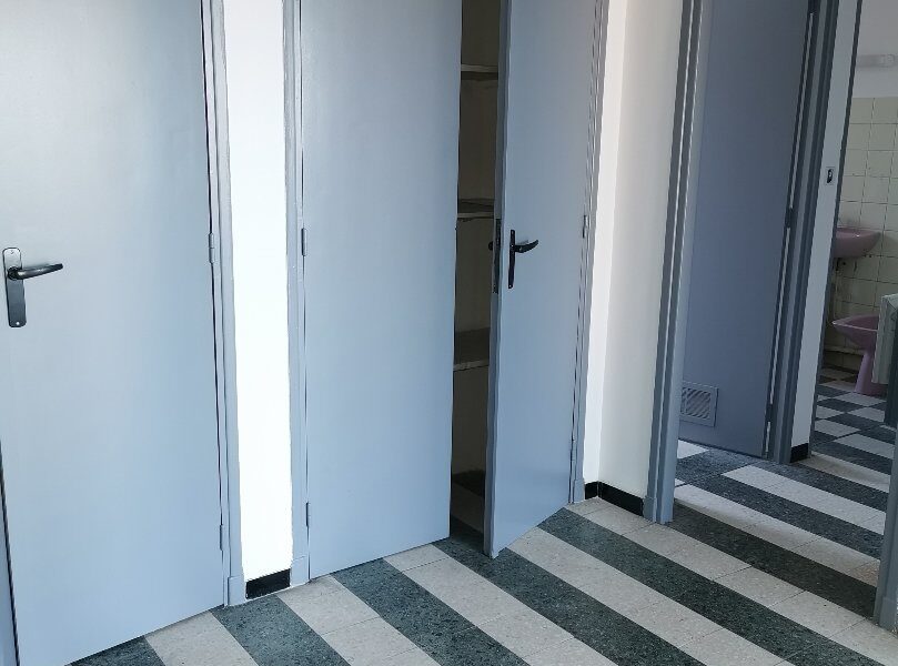 Appartement à vendre à Beziers — Vue sur la ville — photo 8