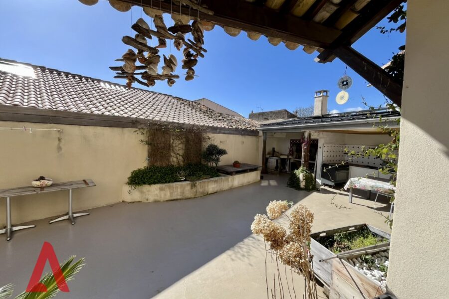 Maison à vendre à Roujan — Vue sur la ville — photo 9