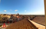 Maison à vendre à Roujan — Vue sur la ville — photo 1