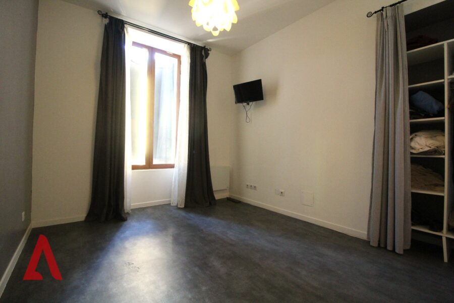 Maison à vendre à Roujan — Vue sur la ville — photo 7