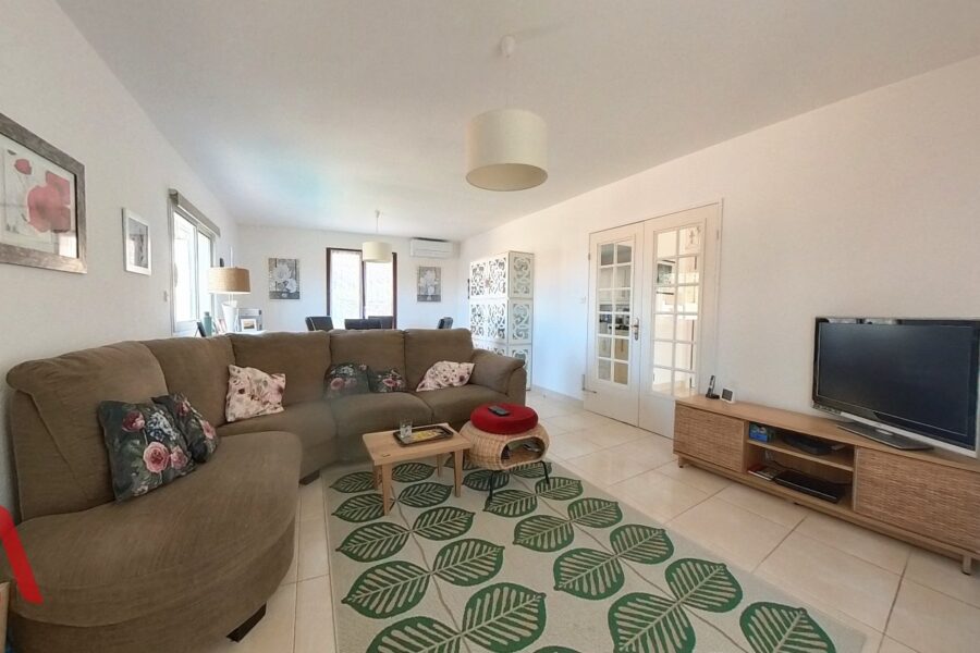 Maison à vendre à Puissalicon — Vue mer — photo 5