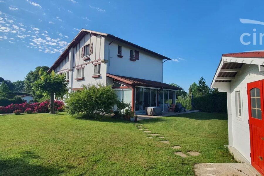 Appartement à vendre à Villefranque — Vue montagne — photo 2