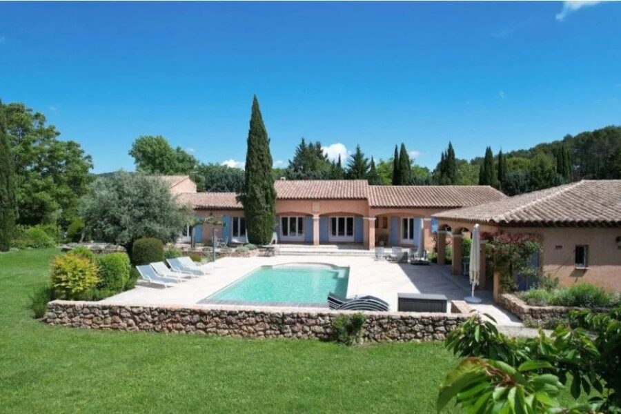 Maison à vendre à Cotignac — Vue parc & jardin — photo 2