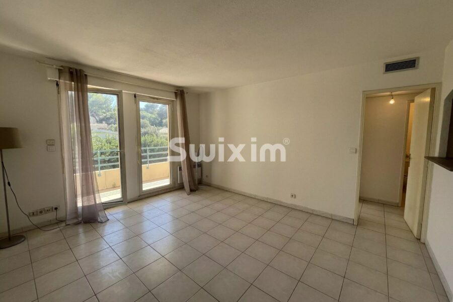 Appartement à vendre à Cavalaire-sur-mer — Vue parc & jardin — photo 7