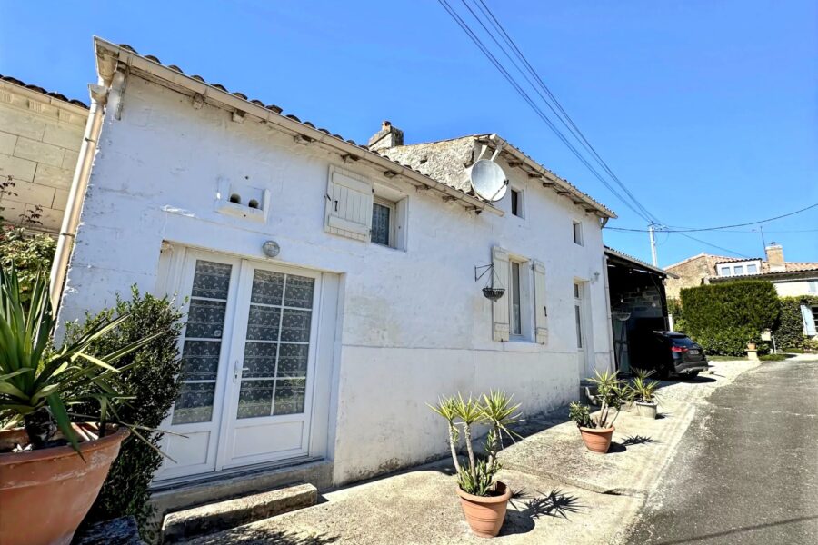 Maison à vendre à Saint-dizant-du-gua — Vue parc & jardin — photo 19