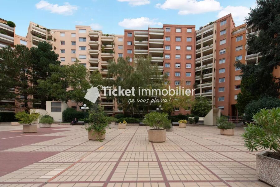 Appartement à louer à Toulouse — Vue sur la ville — photo 10